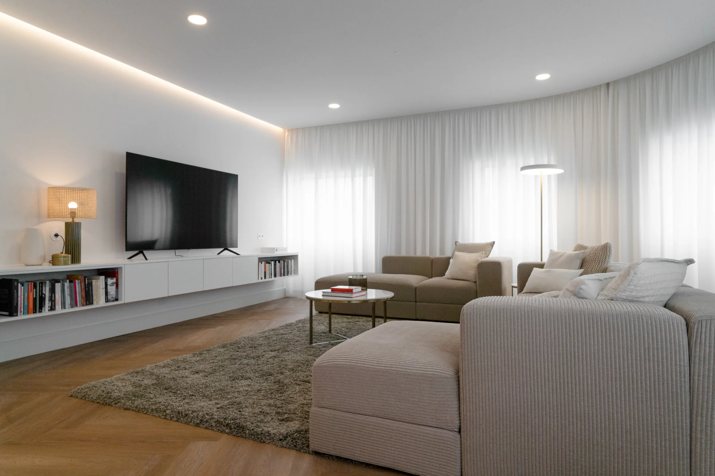 High Rise Appartment, Lisbon, Portugal — view 5